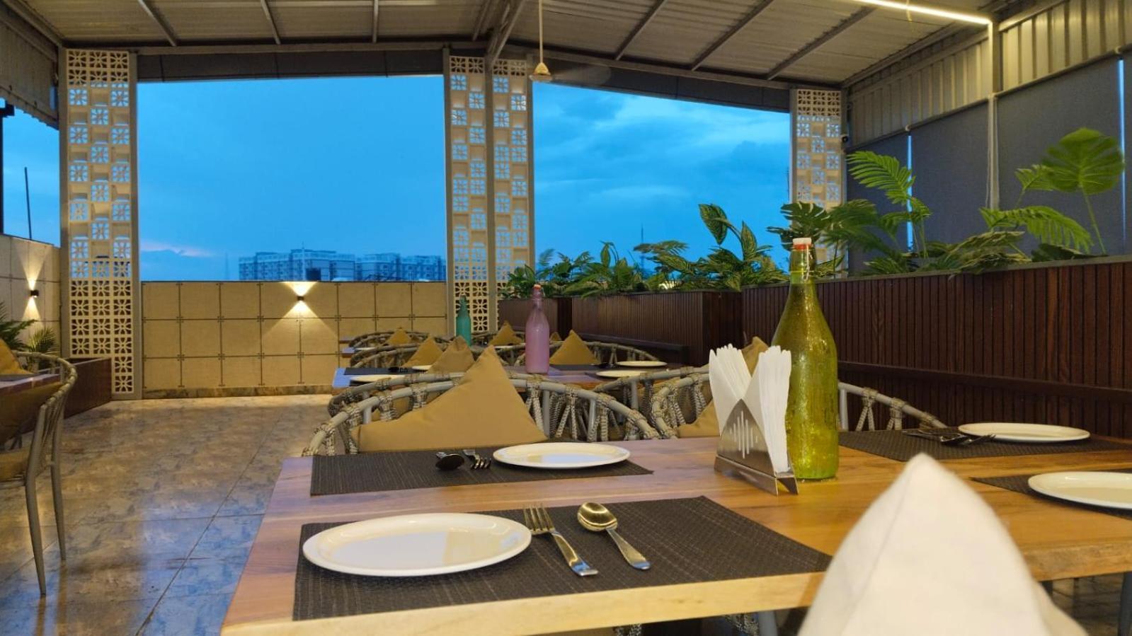 Hotel Eleven Heights Bhopal Luaran gambar