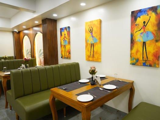 Hotel Eleven Heights Bhopal Luaran gambar